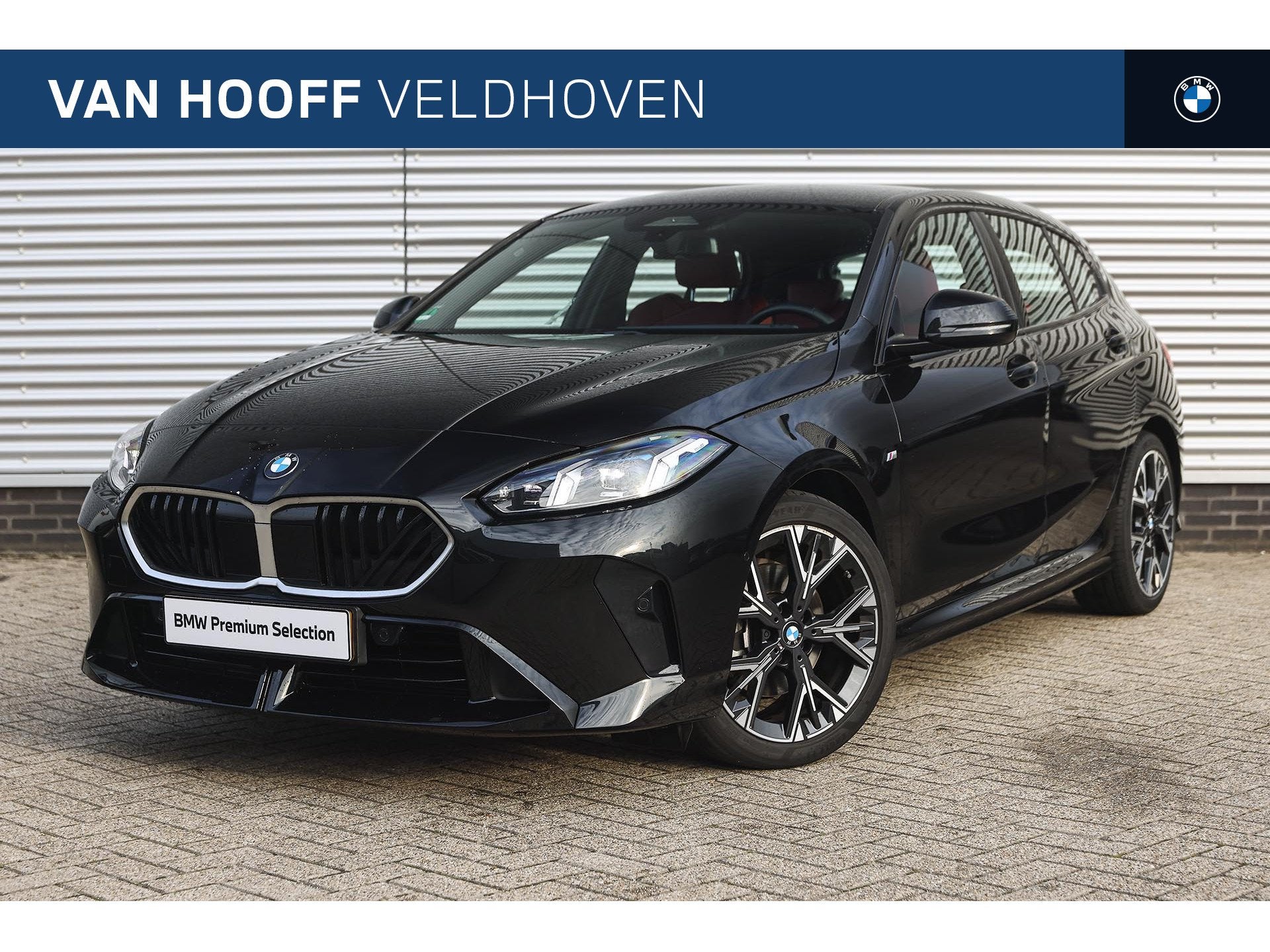 BMW 1 Serie 120 M Sport Automaat / Sportstoelen / Achteruitr, Auto's, Gebruikt, Euro 6, 156 pk, Met garantie (alle)