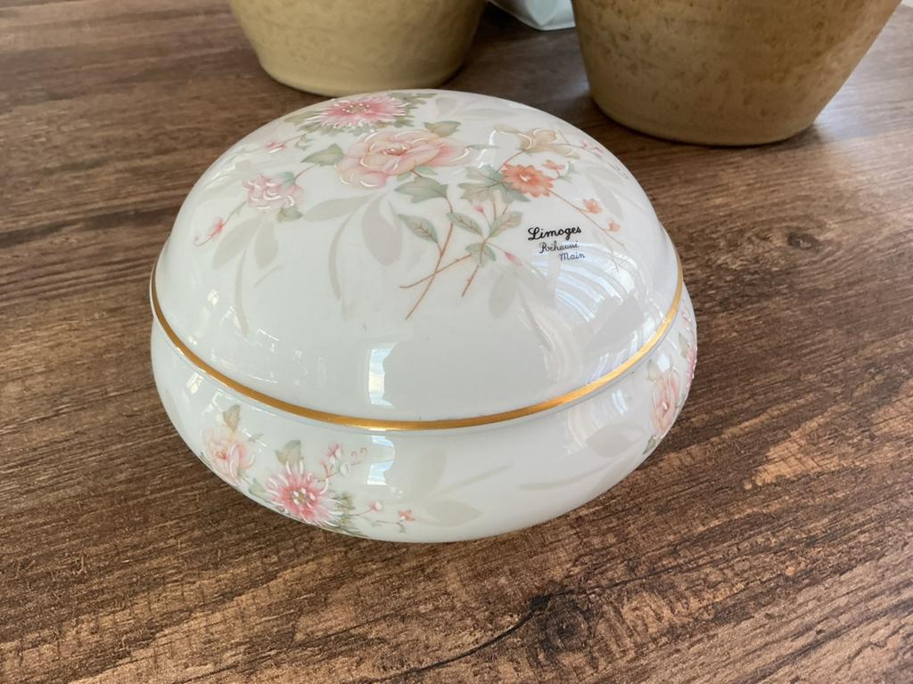 Vintage Handgeschilderd Bonbonschaal Limoges Angelique, Antiek en Kunst, Antiek | Schalen, Ophalen of Verzenden