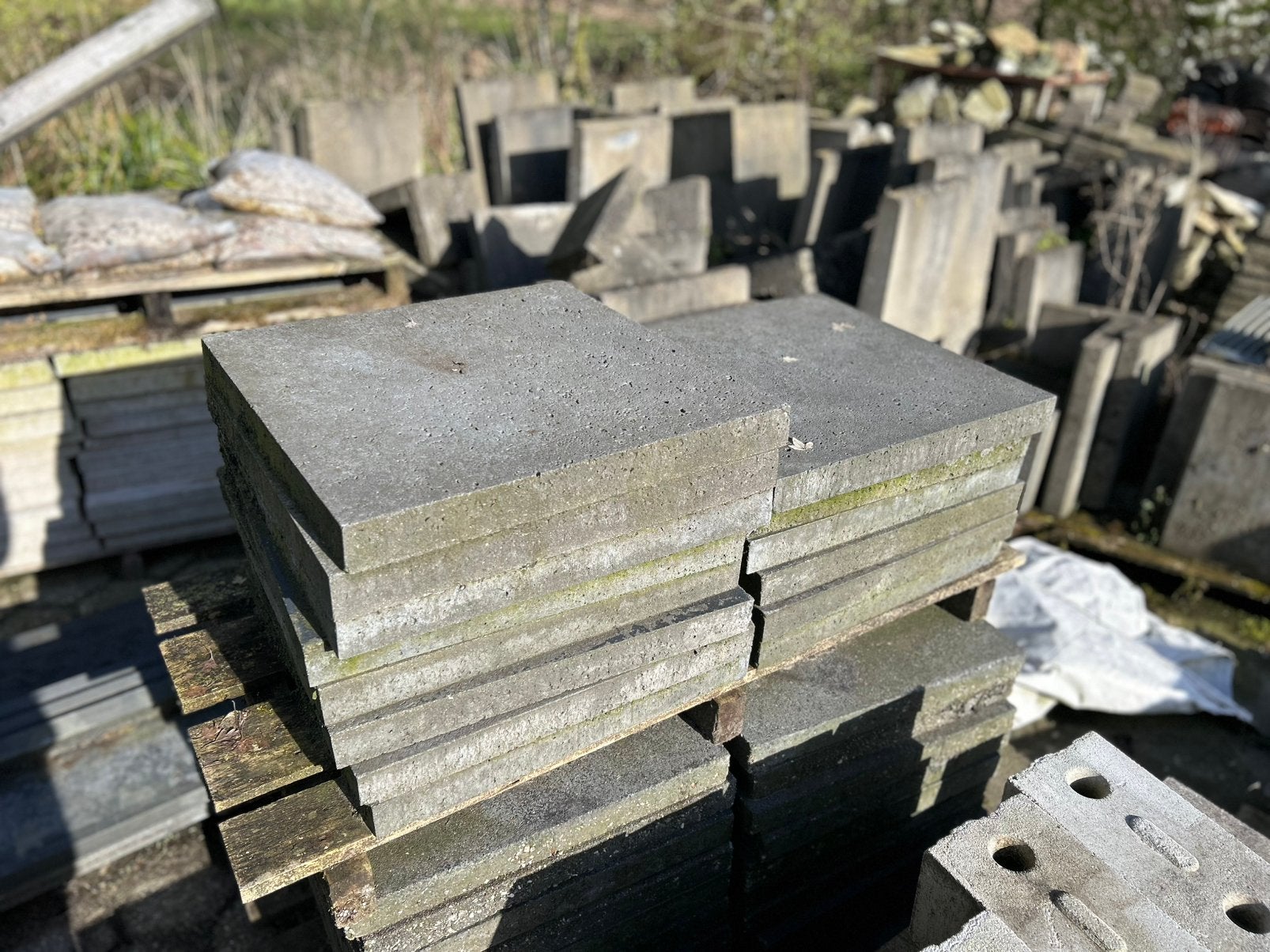 Betontegels 50x50, Ophalen, Zo goed als nieuw, Overige materialen