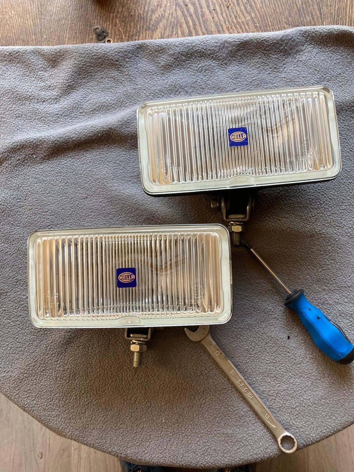 Oldtimer 2 Hella witte mistlampen type 550, Ophalen of Verzenden, Gebruikt