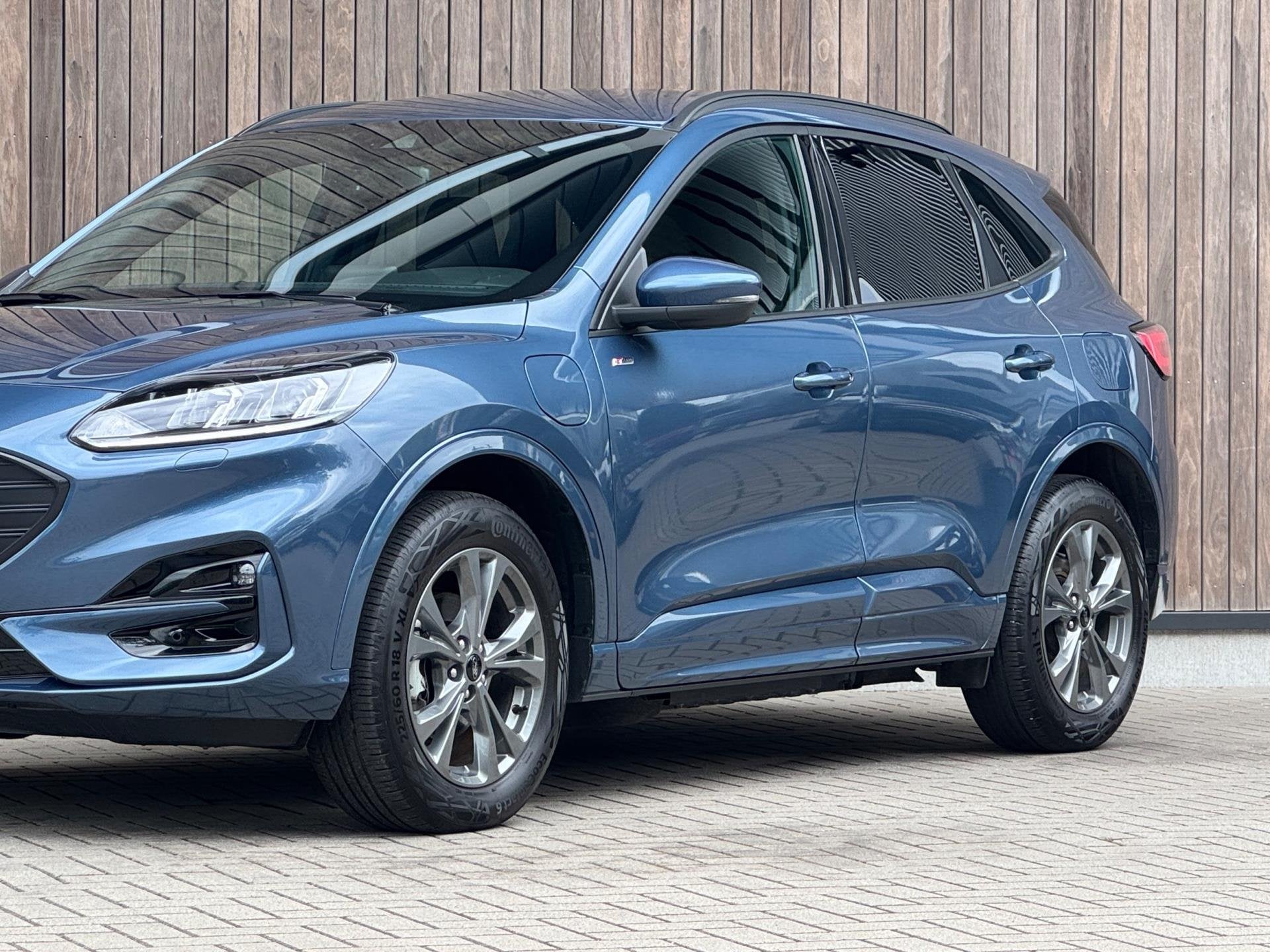 Ford Kuga 2.5 PHEV ST-Line / Winterpack / Keyless / 18' /, Gebruikt, Zwart, 4 cilinders, Blauw