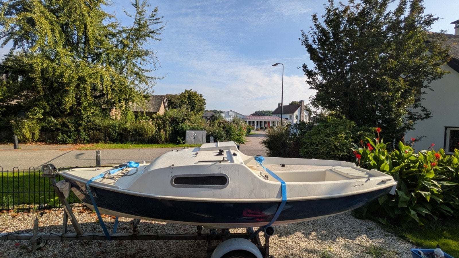Hunter 490 kajuit zeilboot met ophaalbare kiel en trailer, Gebruikt, 4 pk, 5 m, 2 m