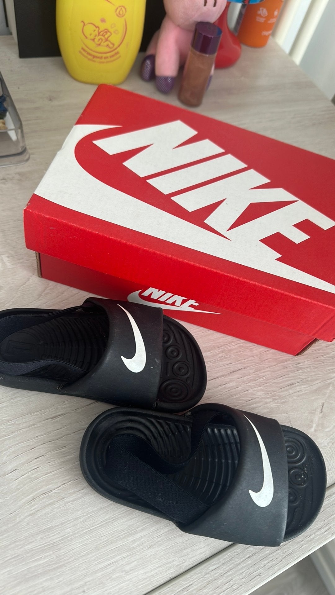 nike sandalen, Ophalen of Verzenden, Zo goed als nieuw, Overige typen