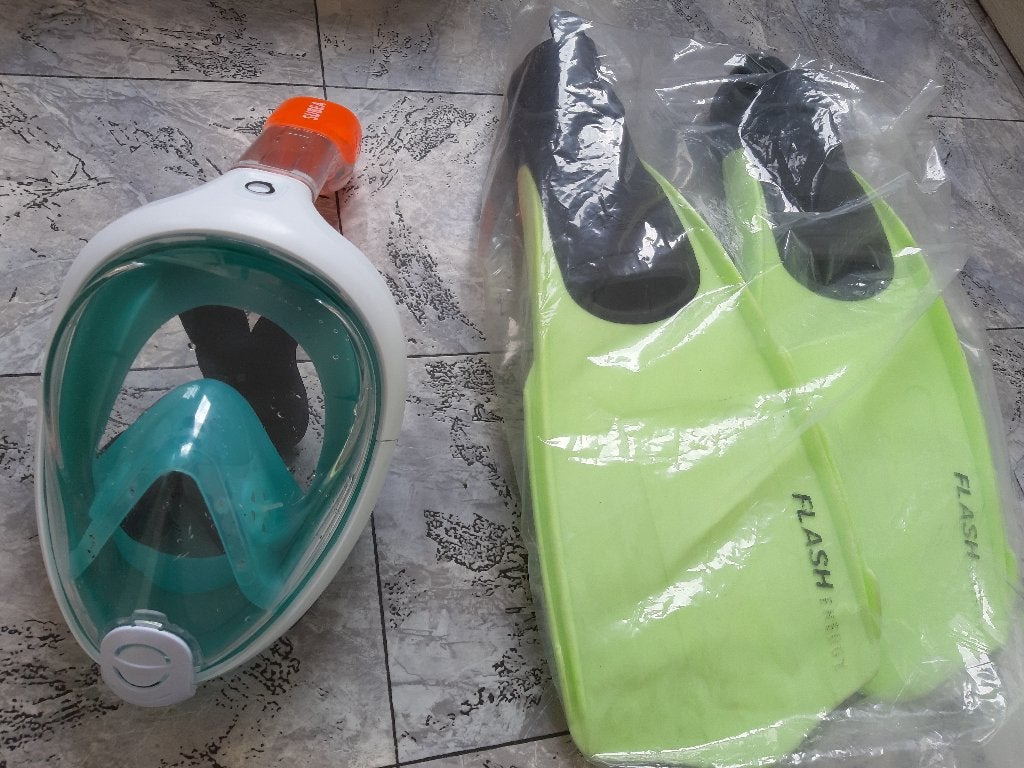 Complete snorkelset: zwemvliezen 41-42 + duikbril + snorkel, Ophalen of Verzenden, Gebruikt, Zwem- of Duikvliezen