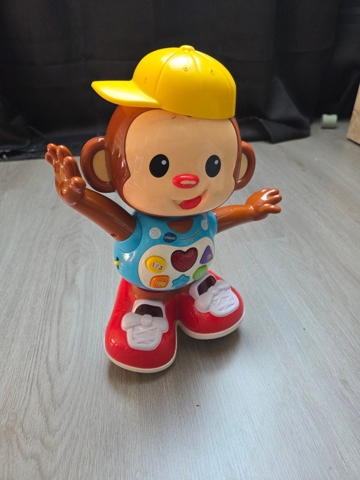 VTech Swing & Speel Aap - Dansende en Rijdende Aap, Kinderen en Baby's, Speelgoed | Vtech, Ophalen, Gebruikt, 6 maanden tot 2 jaar