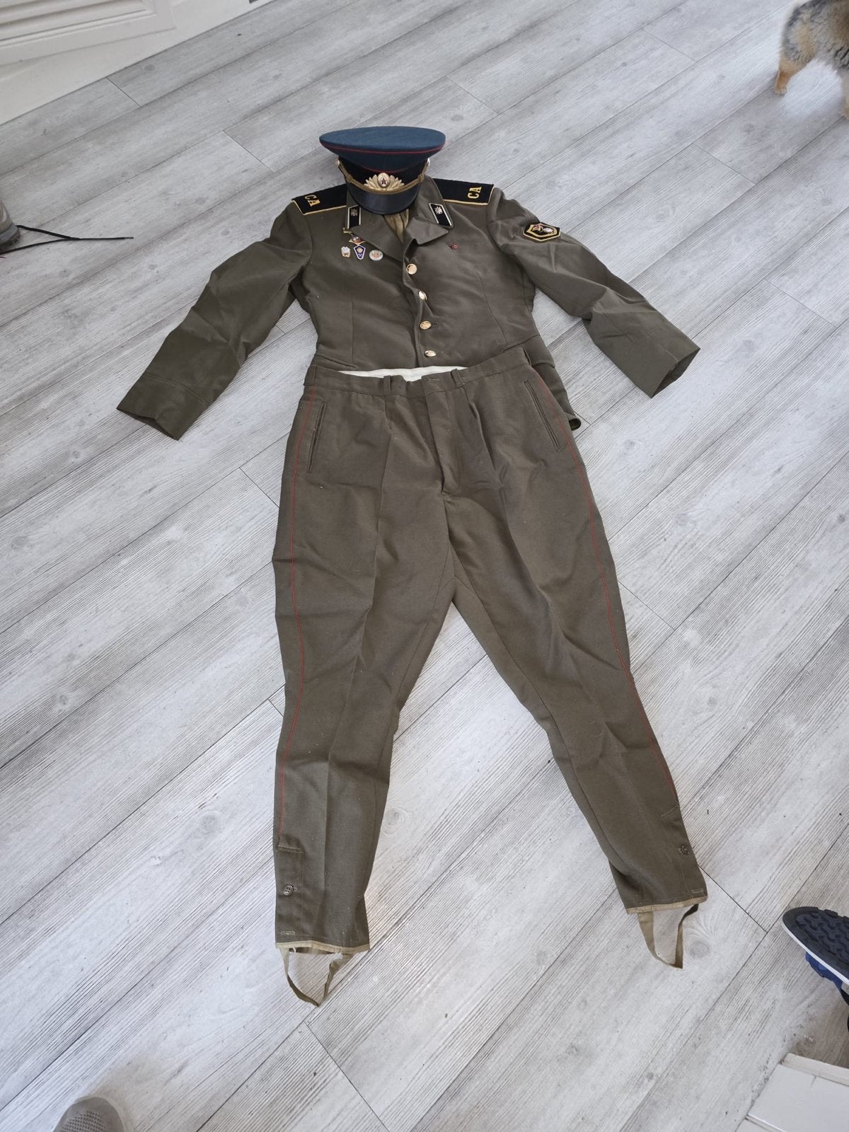 Russisch Sovjet Leger Uniform - Broek, Jas en Pet, Ophalen of Verzenden, Landmacht, Overige gebieden, Kleding of Schoenen