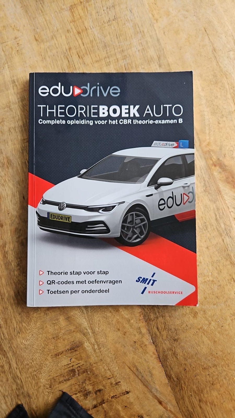 EDUDRIVE Theorieboek Auto - CBR examen B, Boeken, Ophalen of Verzenden, Zo goed als nieuw, Overige niveaus