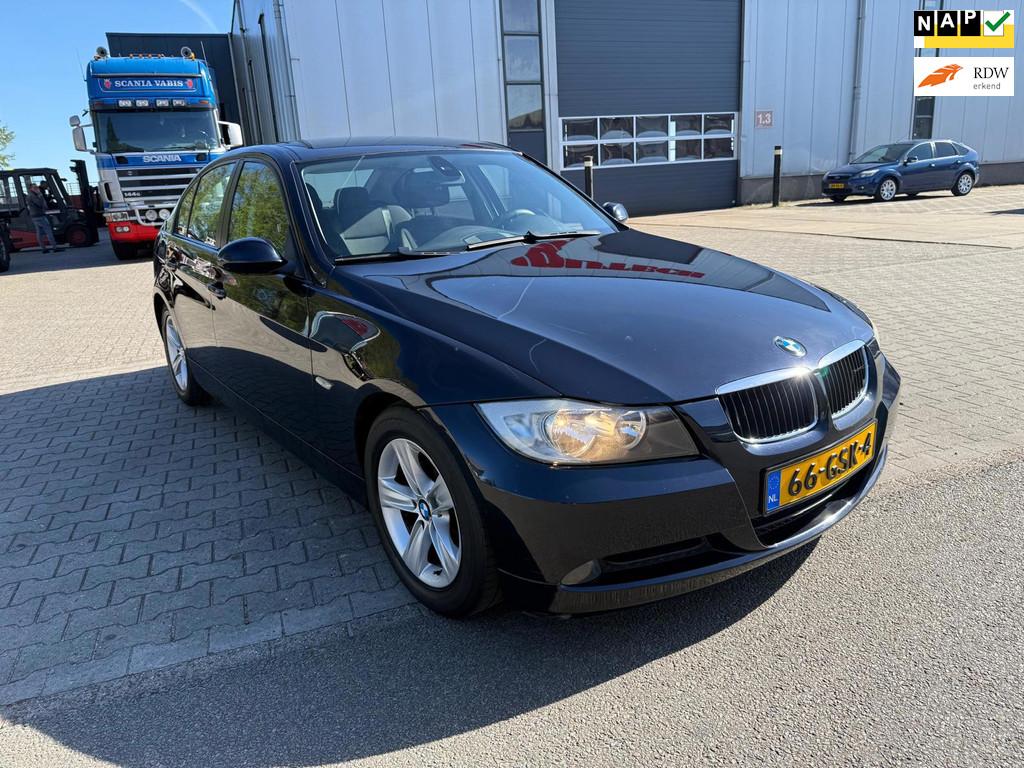 BMW 3-serie 316i Business Line NAV+CLIMA APK, Auto's, Parkeersensor, Gebruikt, 1599 cc, 4 cilinders