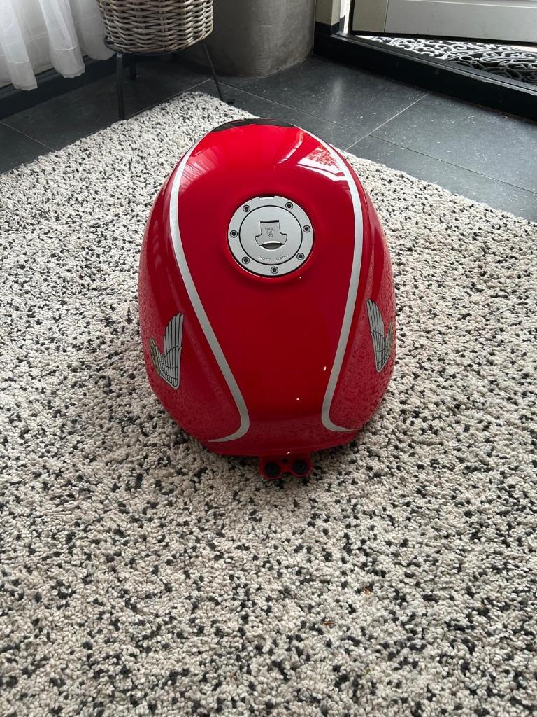 Tank  Honda VFR800  2000, Motoren, Onderdelen | Honda, Ophalen of Verzenden, Gebruikt