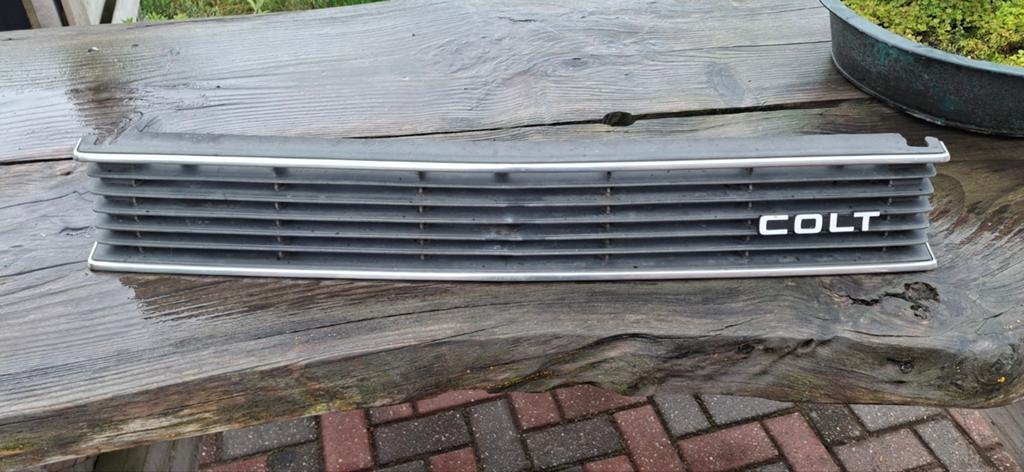 Grill mitsubishi colt, Auto-onderdelen, Ophalen of Verzenden, Mitsubishi, Bumper