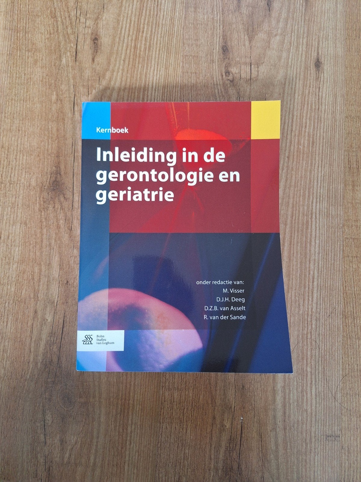 Inleiding in de gerontologie en geriatrie Kernboek, Zo goed als nieuw, M. Vissar, D.J.H. Deeg, D.Z.B. van Asselt, R. van der Sande