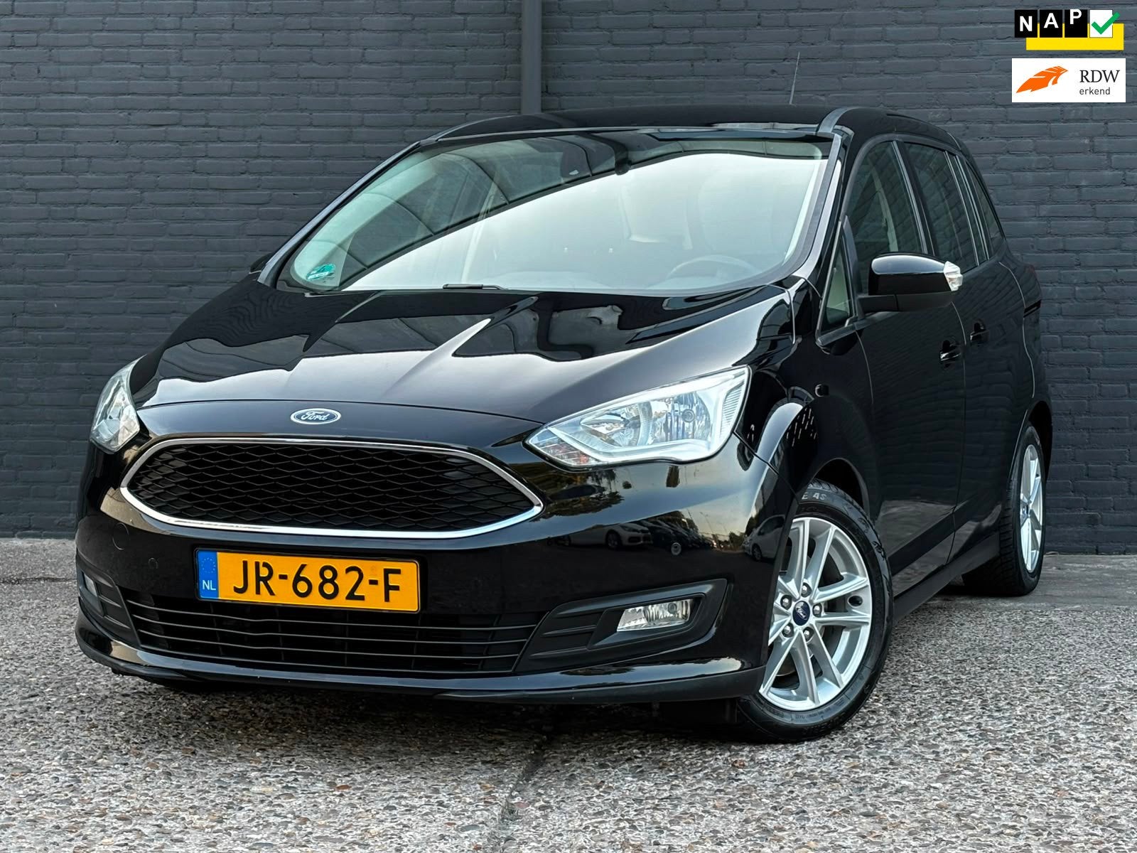 Ford Grand C-Max 1.0 Trend 7p. TREKHAAK|PDC|NAVI|7 PERSOONS|, Auto's, Voorwielaandrijving, Gebruikt, USB, 7 stoelen