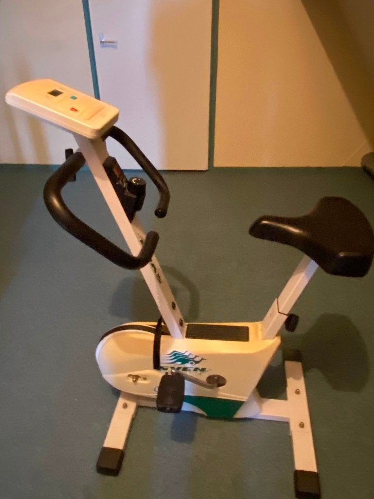 SVEN Sport Hometrainer - Moet weg!, Ophalen, Gebruikt, Metaal, Benen