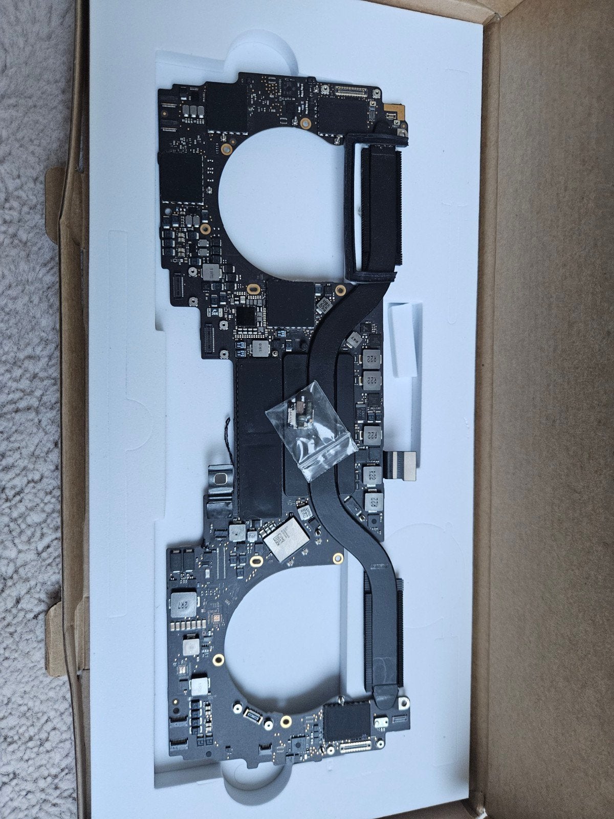 Macbook pro 13 inch 2018 moederbord A1989, Computers en Software, Moederborden, DDR3, Ophalen