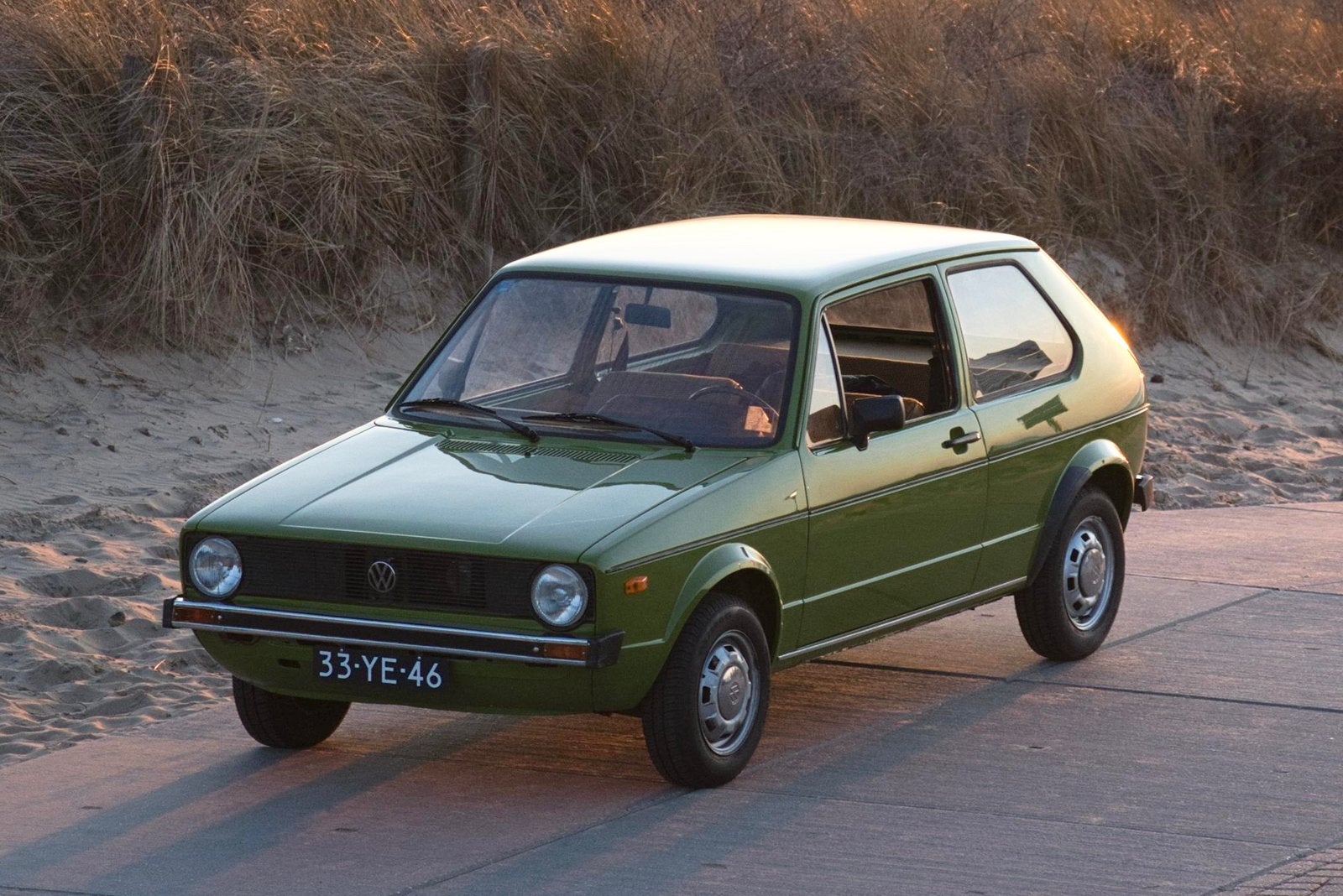 Volkswagen Golf L 1975 Swallowtail, Auto's, Volkswagen, Voorwielaandrijving, Stof, 4 cilinders, Handgeschakeld