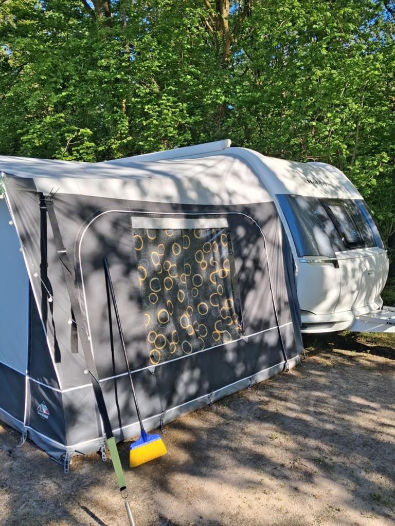 Dorema voortent, Caravans en Kamperen, Ophalen