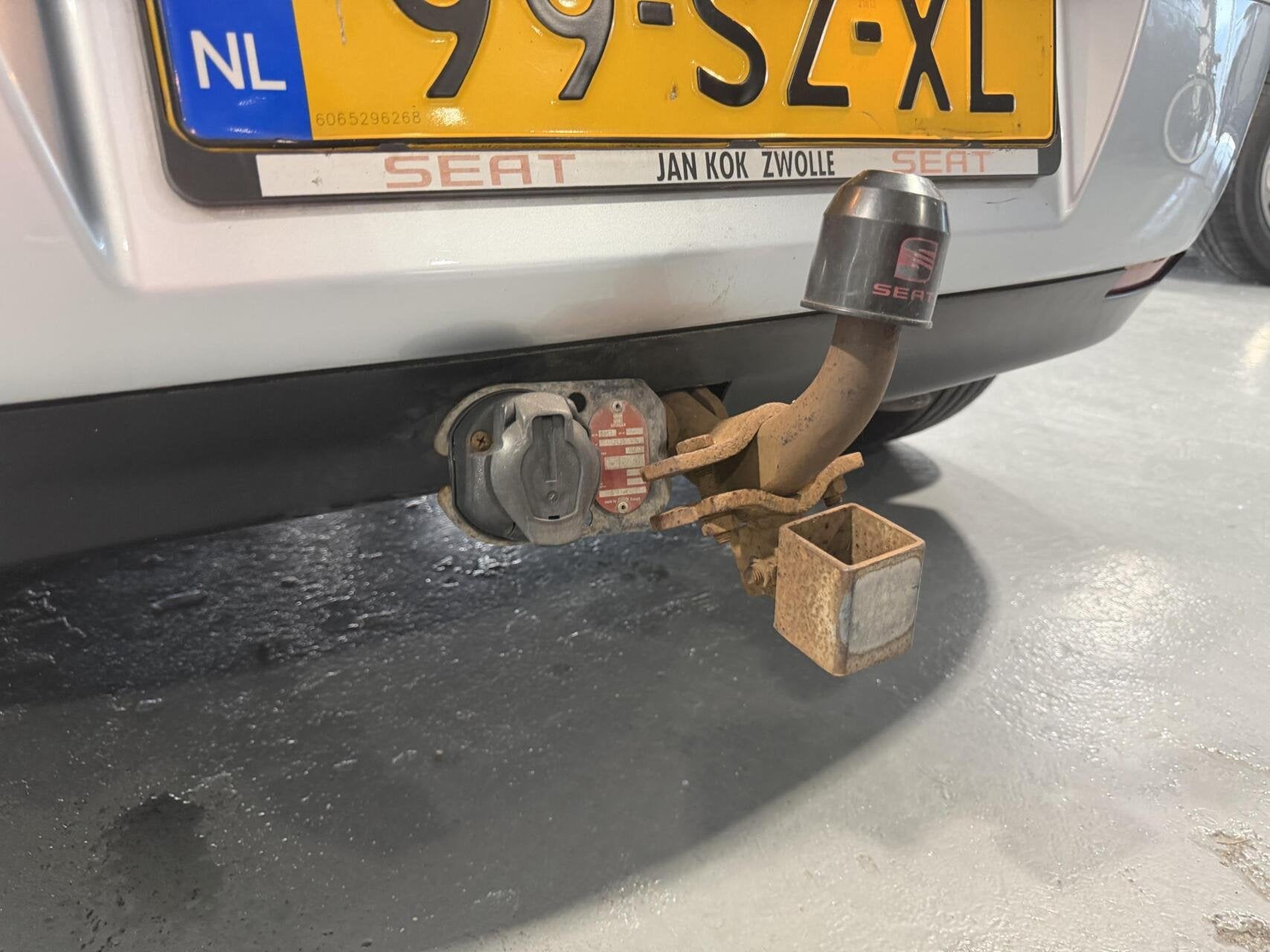 Seat Ibiza 1.4-16V NIEUW APK! Trekhaak lees tekst, Auto's, Voorwielaandrijving, 4 cilinders, Origineel Nederlands, Bedrijf