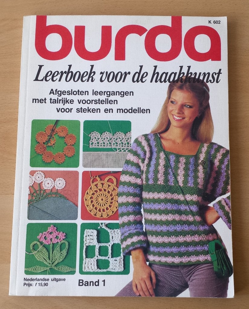 Haken - Burda - Leerboek voor de Haakkunst band 1 - 1985, Gebruikt, Ophalen of Verzenden, Burda, Patroon of Boek