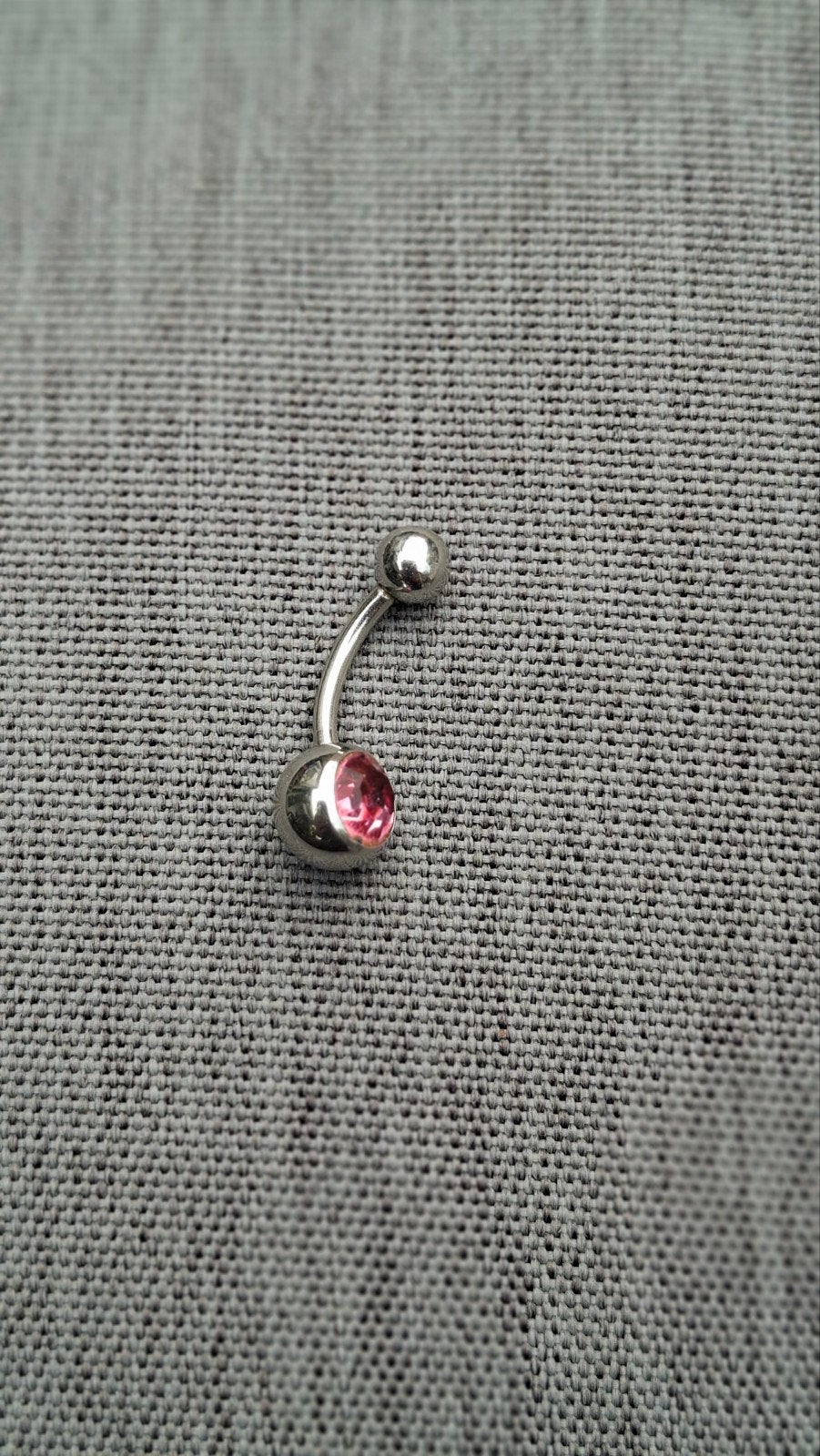 Navelpiercing met roze steen, Sieraden, Tassen en Uiterlijk, Piercings, Ophalen, Navelpiercing, Staal, Zo goed als nieuw