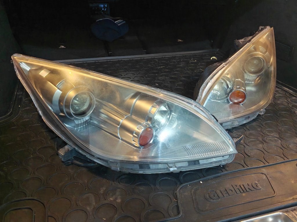 Mitsubishi Colt CZT - 2 x koplampen INCL. PROJECTORS + XENON, Auto-onderdelen, Ophalen of Verzenden, Gebruikt, Mitsubishi