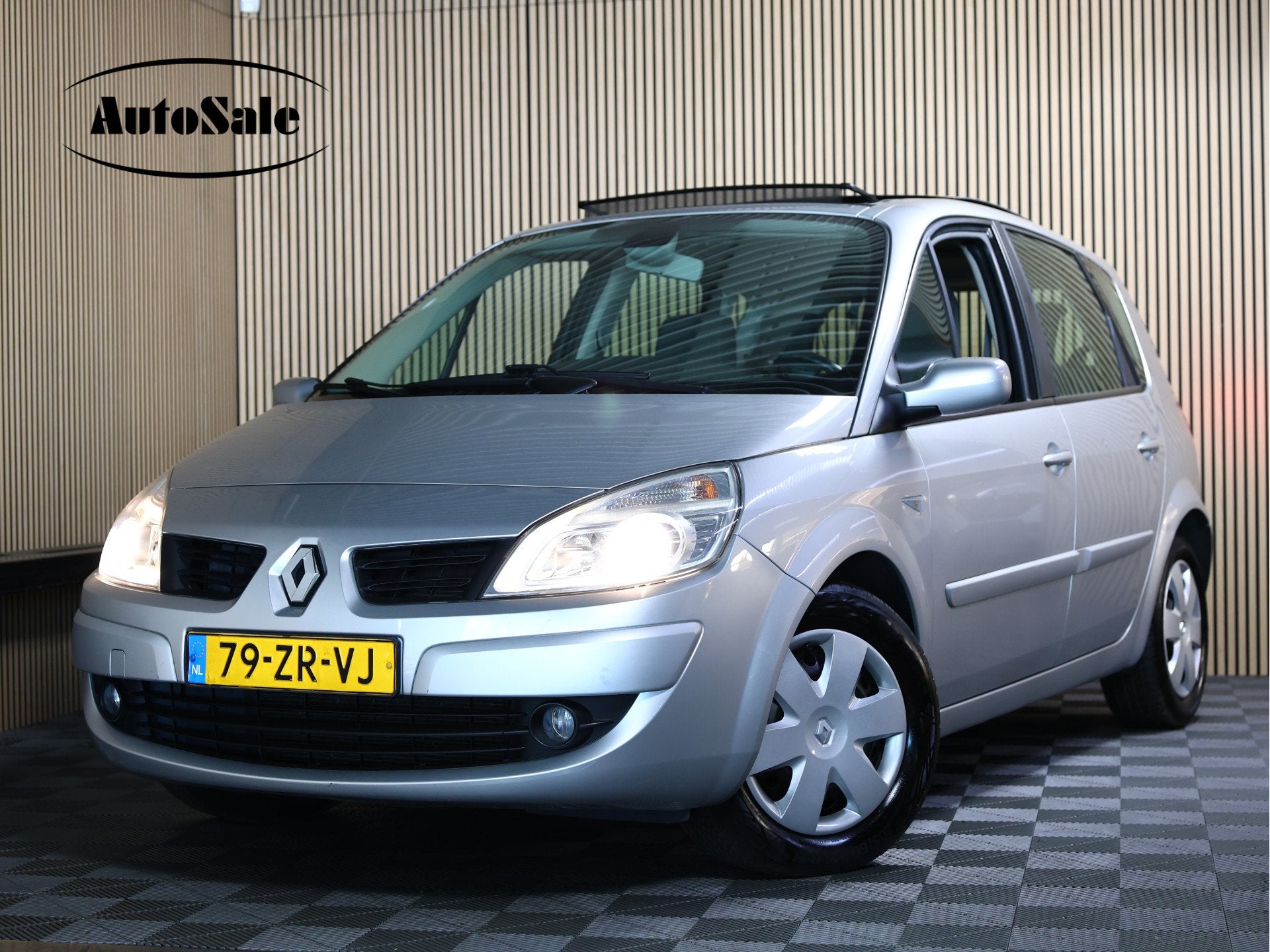 Renault Scénic 2.0-16V Dynamique 94.000 km origineel NL NAP, Auto's, Renault, 1998 cc, Gebruikt, 4 cilinders, Bedrijf
