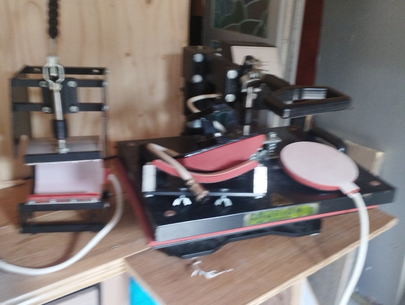 4-in-1 Hittepers Machine voor T-shirts, Mokken, Petten, Gebruikt, Gereedschap of Toebehoren, Elektrisch, Metaal
