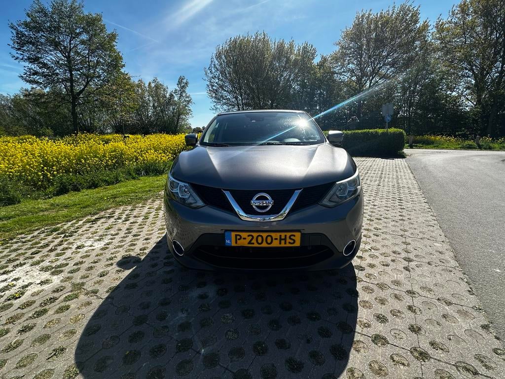 Nissan Qashqai 1.2 Dig-t 85KW 2WD CVT 2015 Grijs / automaat, Auto's, Automaat, 680 kg, 4 cilinders, Particulier