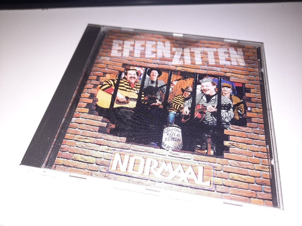 CD Normaal – Effen Zitten, Ophalen, Zo goed als nieuw, Rock