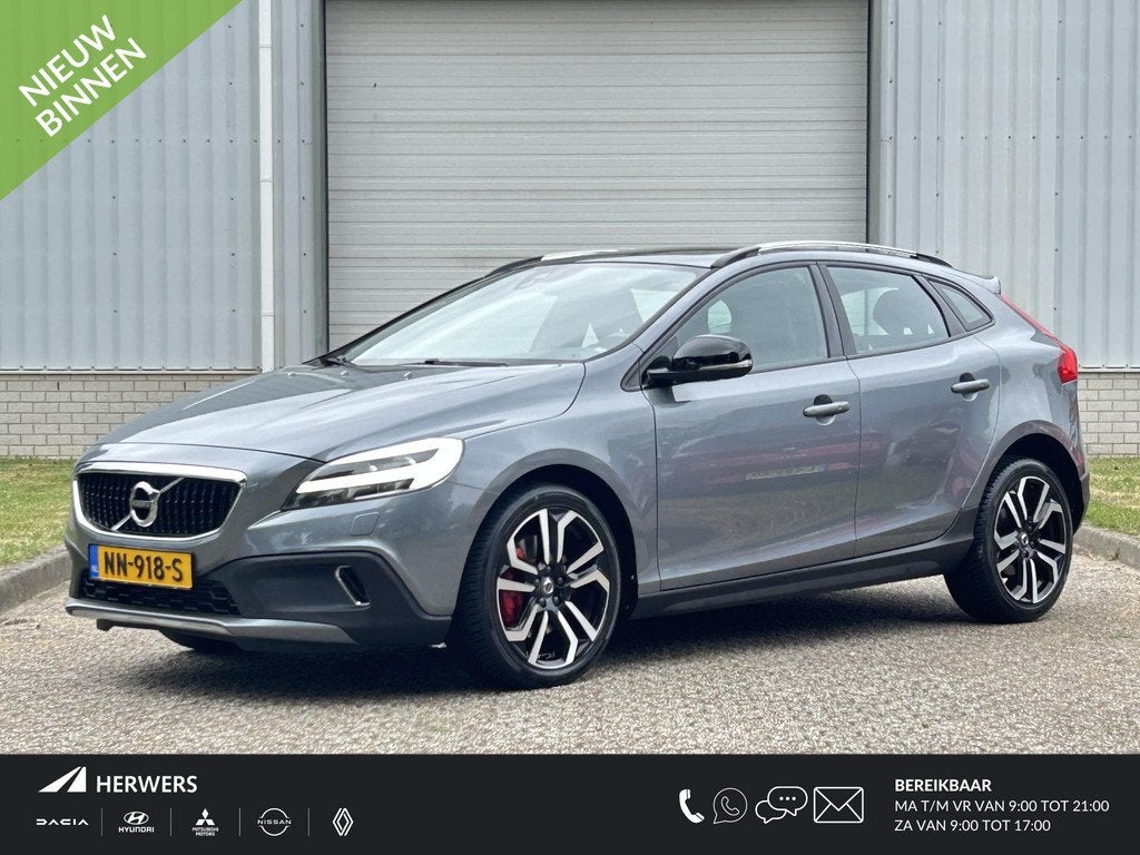 Volvo V40 Cross Country 2.0 T3 Summum / Trekhaak / Achteruit, Auto's, Volvo, Voorwielaandrijving, Gebruikt, Euro 6, 4 cilinders