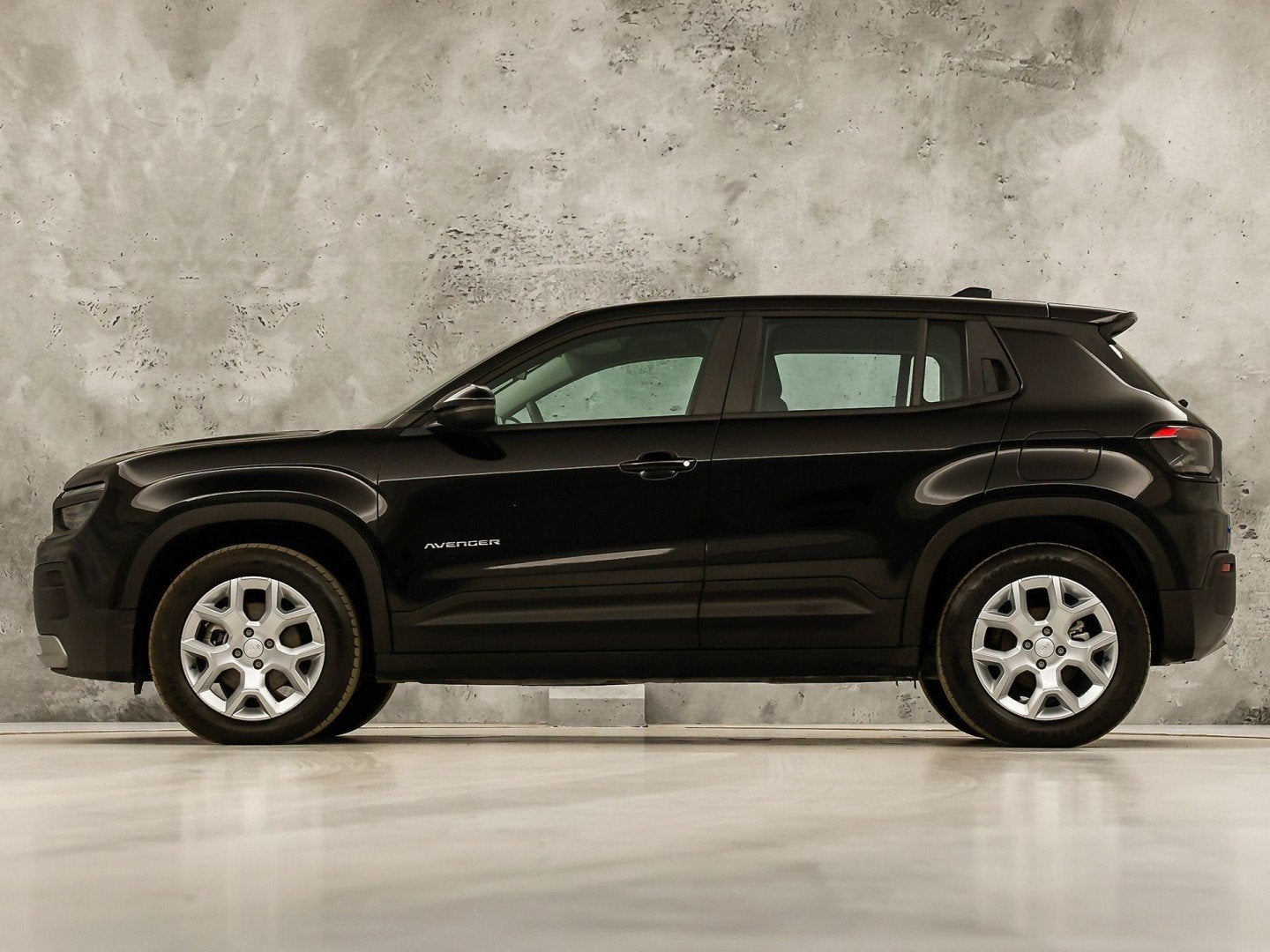 Jeep Avenger Altitude 54 kWh Automaat (VIRTUAL COCKPIT, SOH, Auto's, 12 maanden, Gebruikt, Zwart, 156 pk