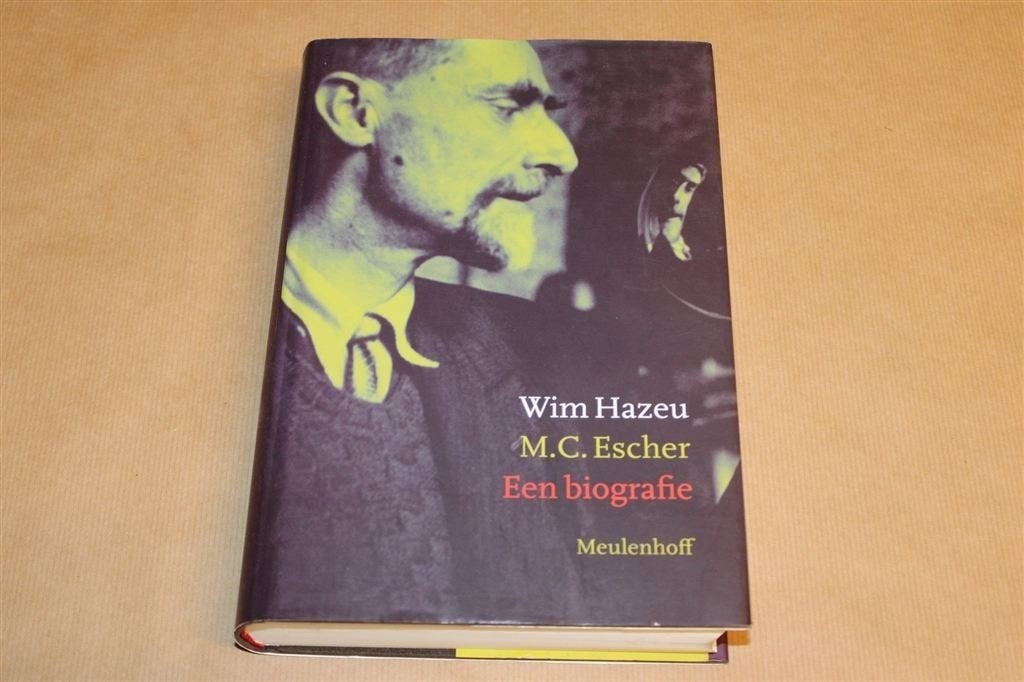 M.C. Escher — De Biografie door Wim Hazeu [1e Druk], Boeken, Ophalen of Verzenden, Zo goed als nieuw