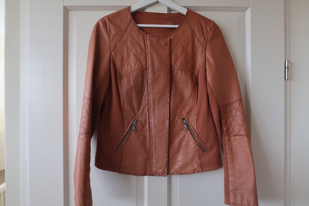 Leer jasje merk Sandwich mt 42 met stofaccenten kleur camel, Kleding | Dames, Jasjes, Kostuums en Pakken, Overige kleuren, Maat 42/44 (L)
