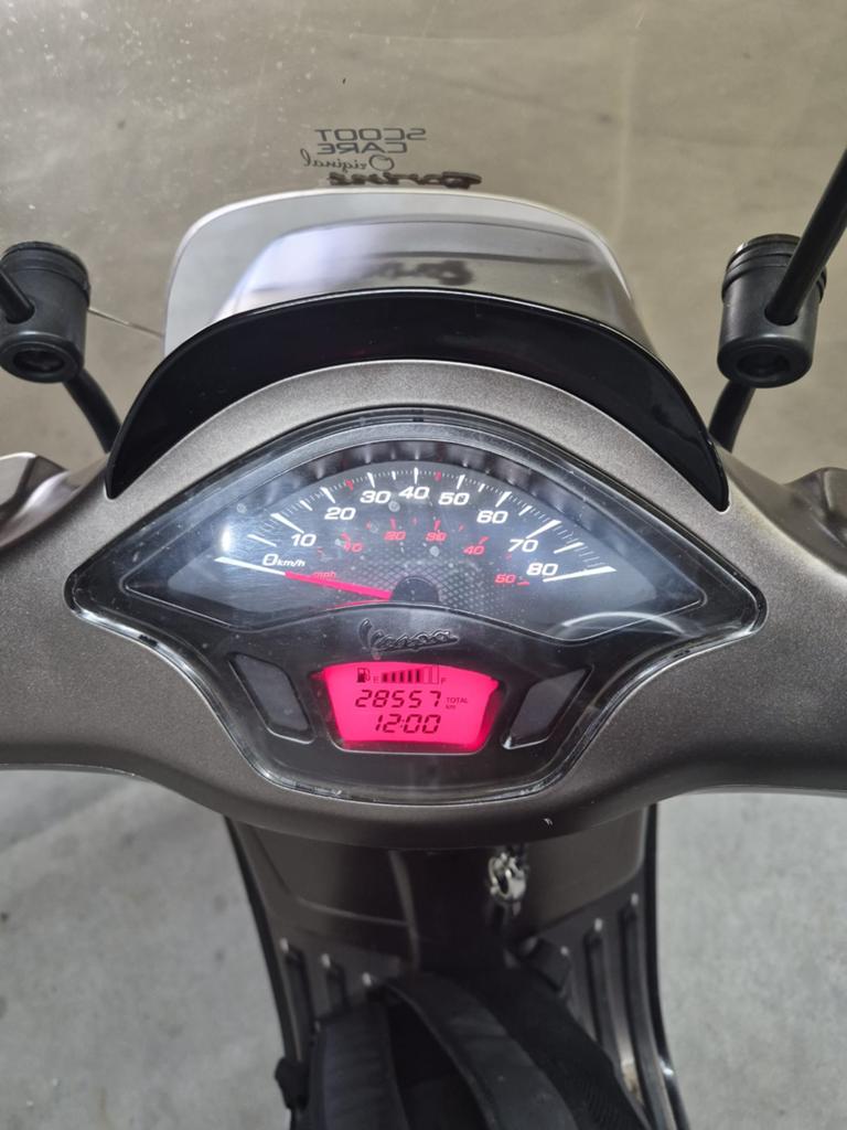 Vespa Sprint 28557 km - Goed onderhouden, Fietsen en Brommers, Scooters | Vespa, Ophalen, Overige modellen, Zo goed als nieuw