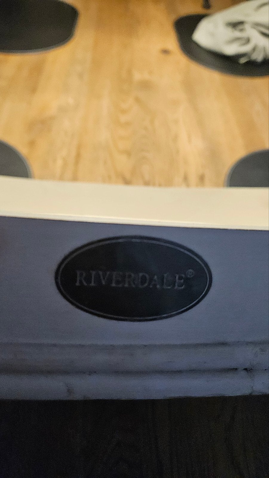 Riverdale dienblad.gebruikt maar nog heel netjes, Ophalen