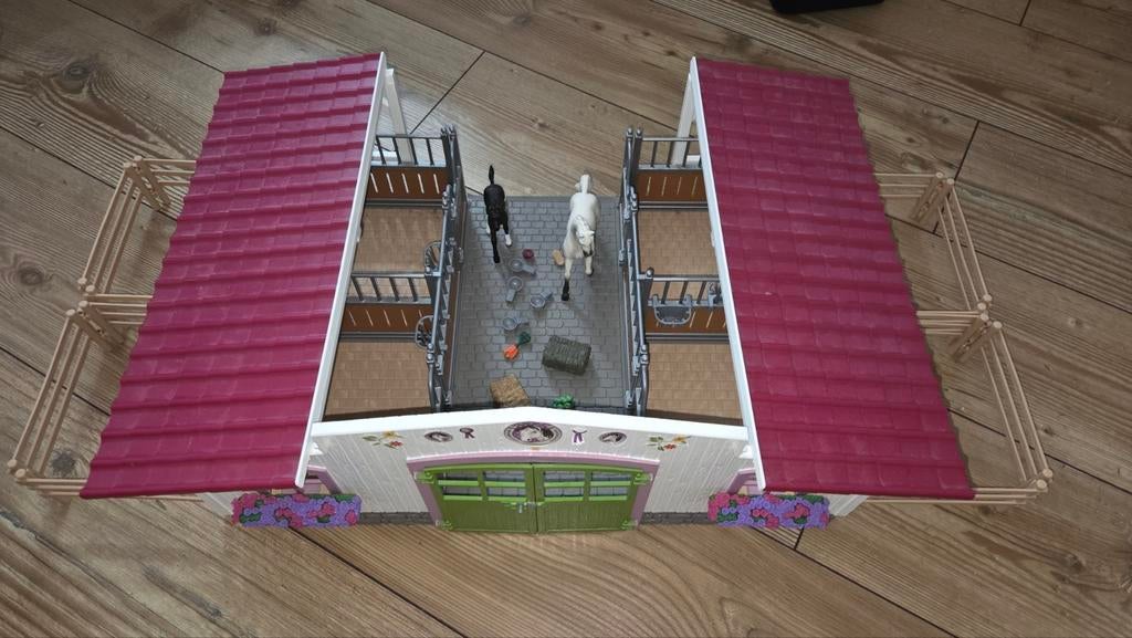 Schleich 42344 paardenstal, Ophalen, Zo goed als nieuw