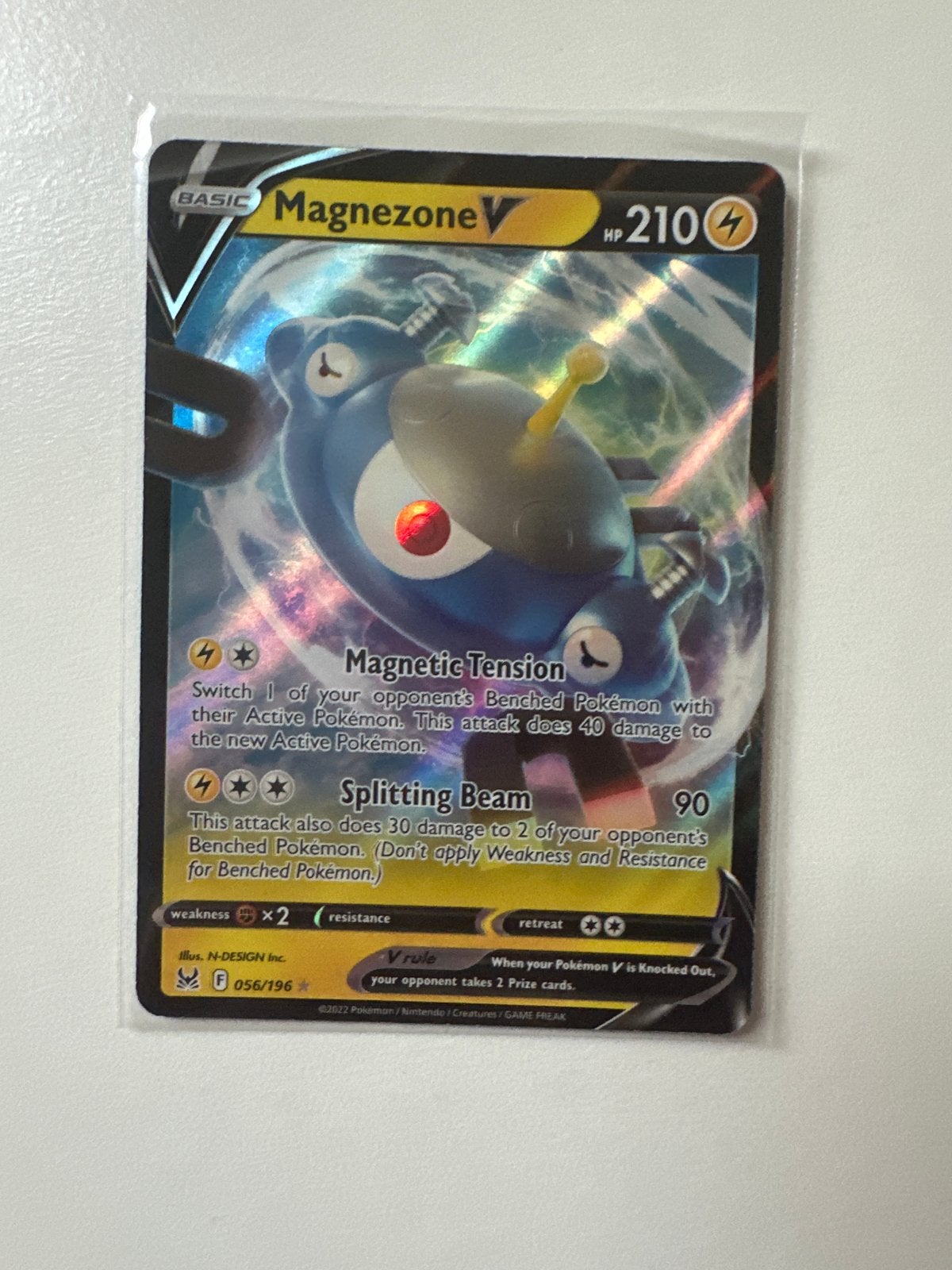 Magnezone V Pokémon Kaart 056/196, Ophalen of Verzenden, Zo goed als nieuw, Losse kaart