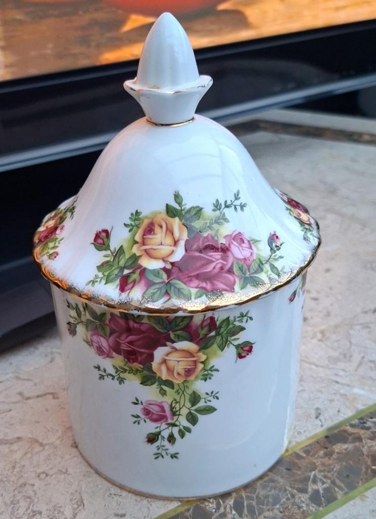 Royal albert old country roses voorraad pot, Ophalen of Verzenden
