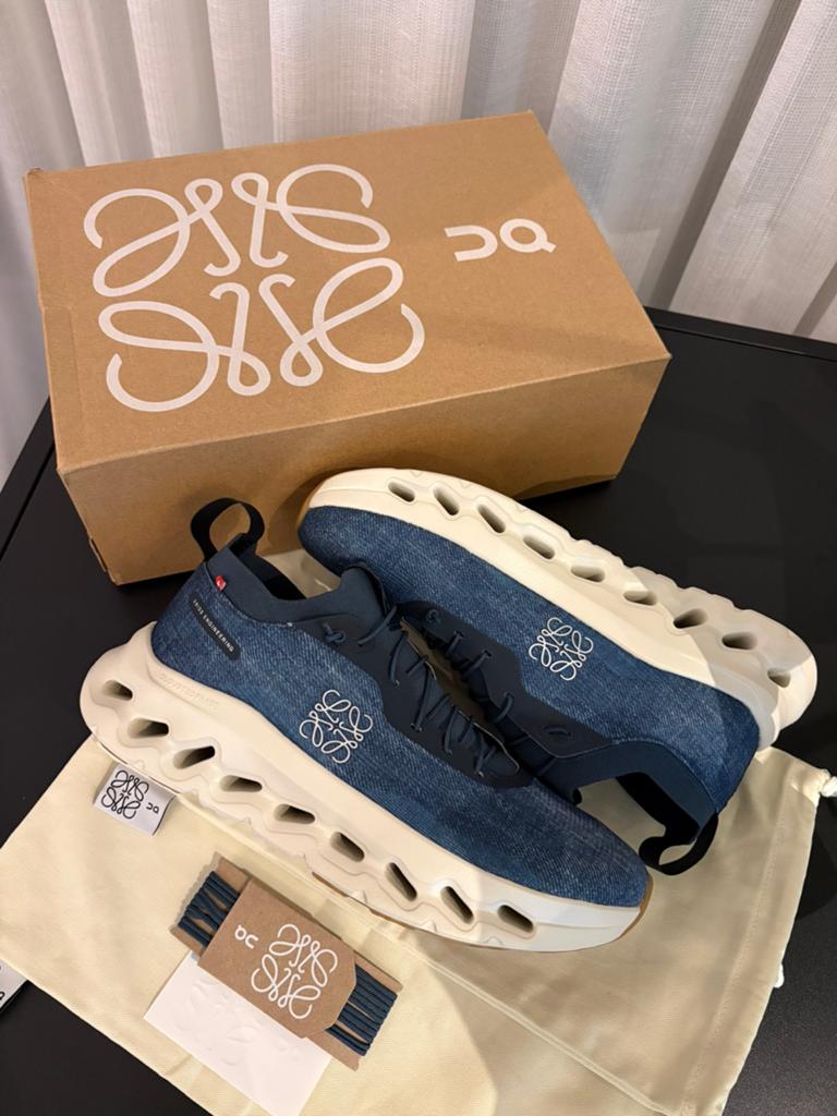 On x Loewe Denim Blue 40,5, Kleding | Heren, Schoenen, Ophalen, Blauw, Nieuw, Sneakers of Gympen