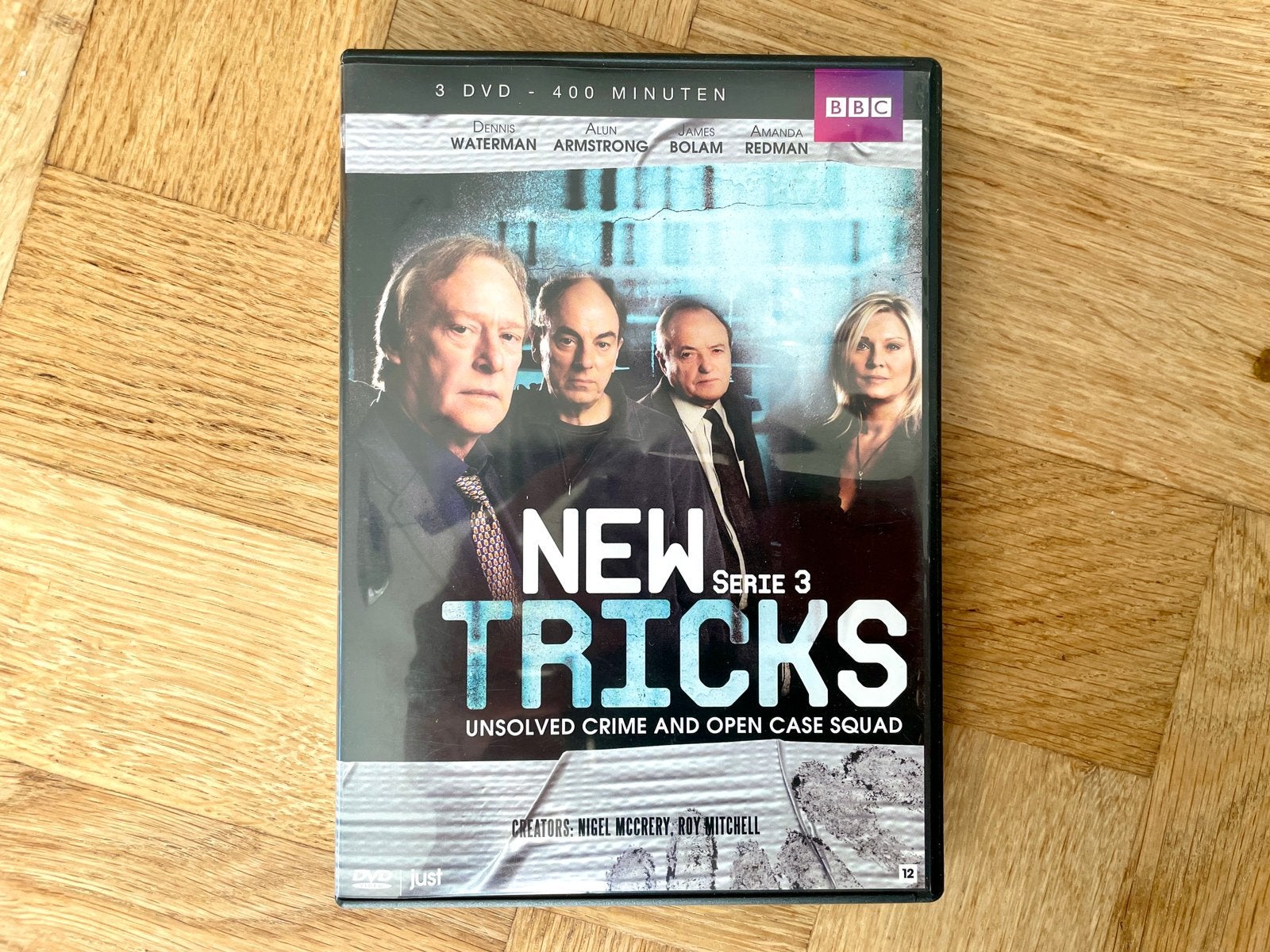 BBC: New Tricks - Serie 3 op DVD (nette staat, met NL), Engels, Nederlands, Ophalen of Verzenden, Zo goed als nieuw