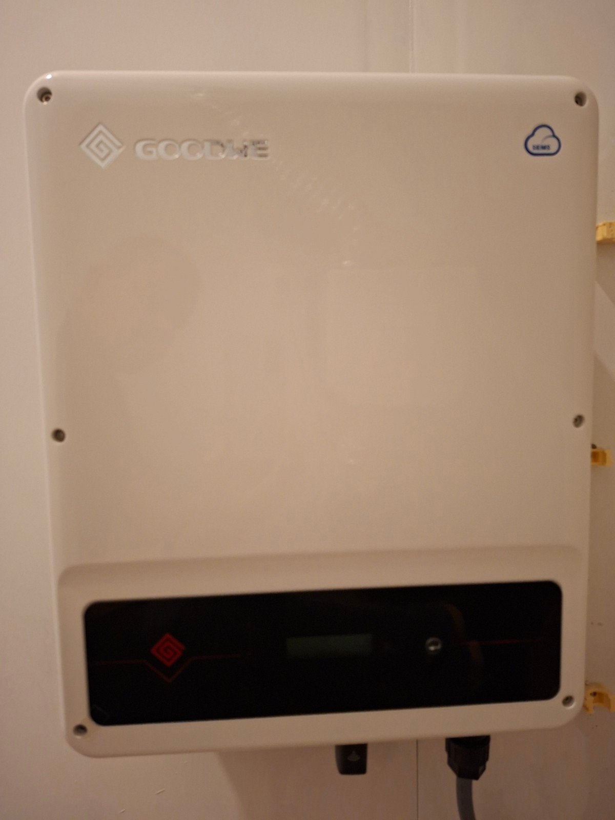 GoodWe omvormer voor zonnepanelen, Ophalen of Verzenden, Zo goed als nieuw, Overige typen