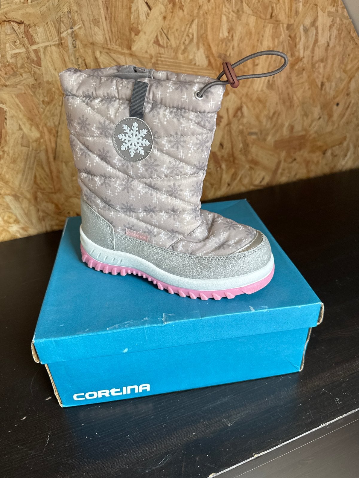 Nieuwe gevoerde kinderlaarzen - Snowboots maat 31, Ophalen, Meisje, Nieuw, Laarzen