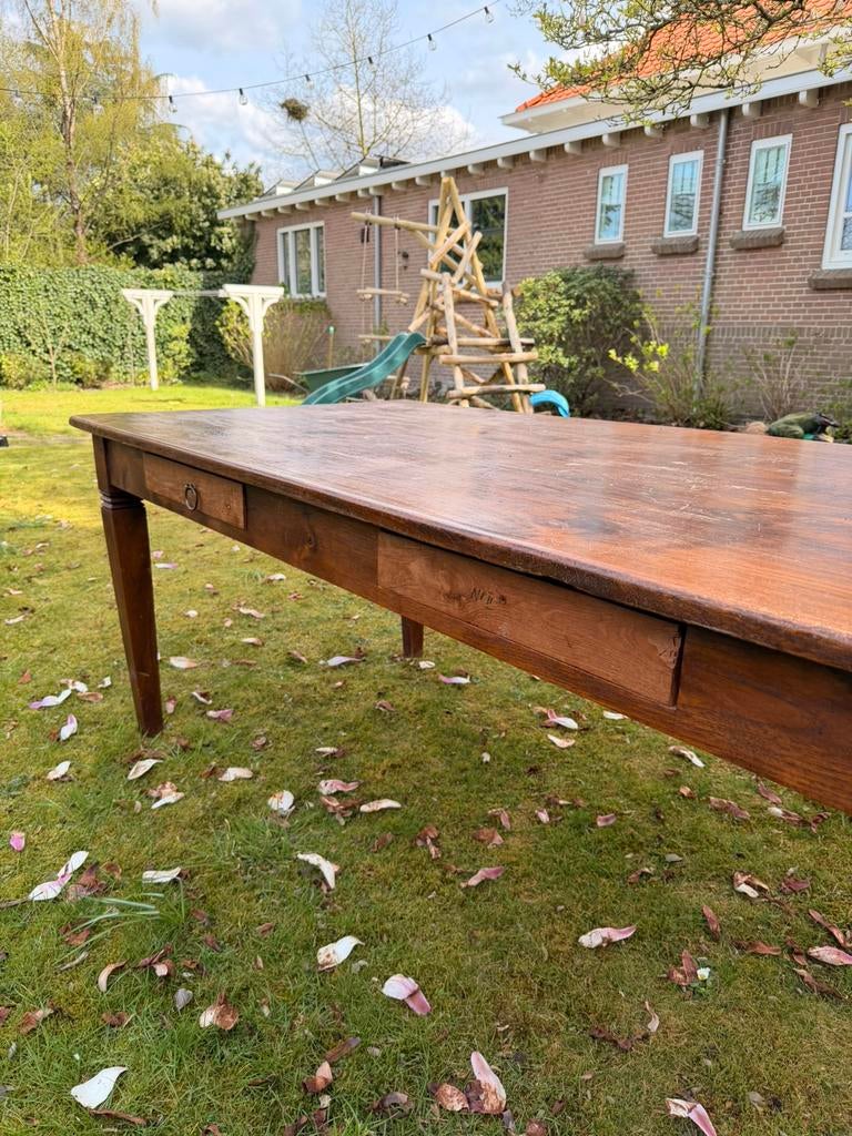Grote cafétafel van massief hout, Ophalen