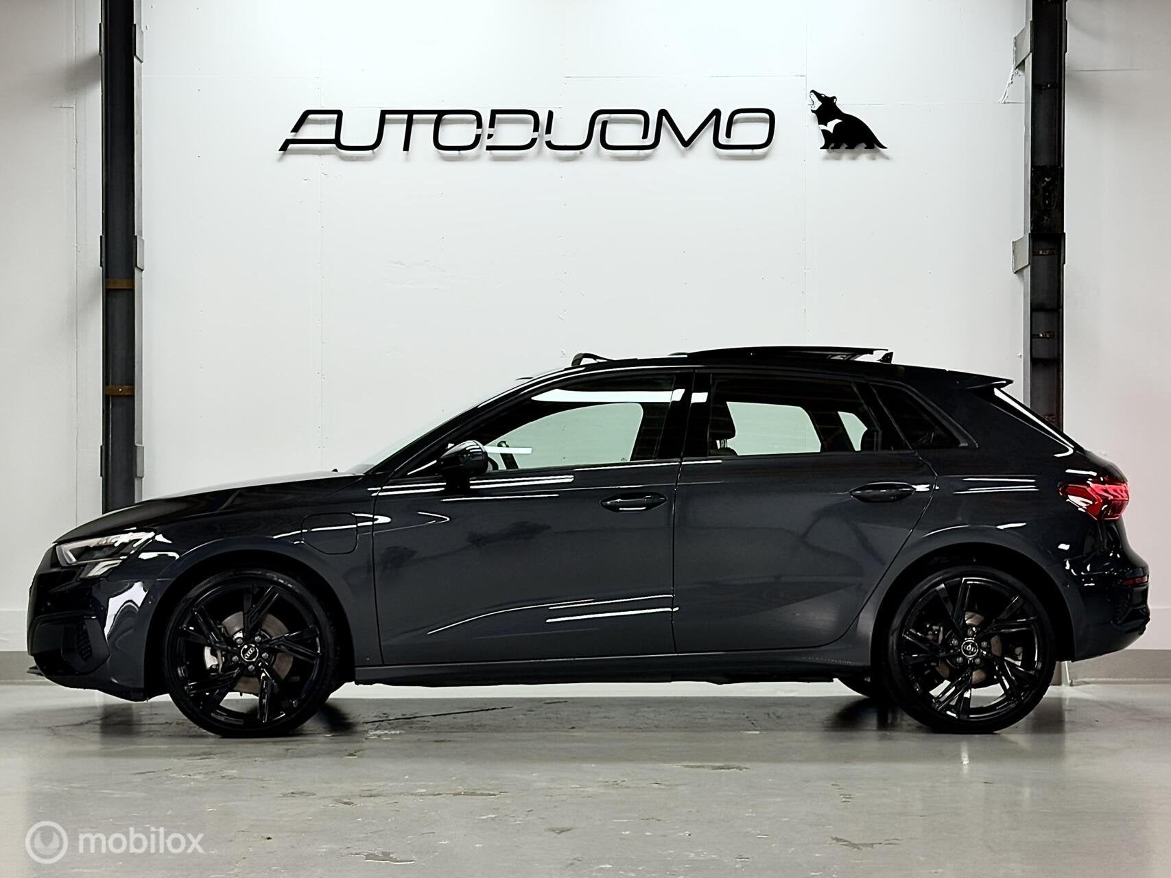 Audi A3 Sportback 40 TFSI e S Line | Pano | 360 | ACC | Stoe, Dealer onderhouden, Gebruikt, 4 cilinders, 71 km/l