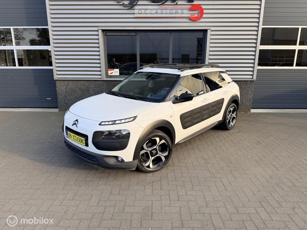 Citroen C4 Cactus 1.6 BlueHDi Feel Camera Pano NAP, Auto's, Citroën, Voorwielaandrijving, Automatische klimaatregeling, Gebruikt