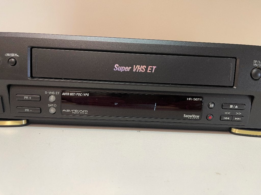 JVC HR-S6711EU (S-VHS ET Hi-Fi stereovideorecorder) Defect, Jvc, N, Ophalen of Verzenden, VHS-speler of -recorder