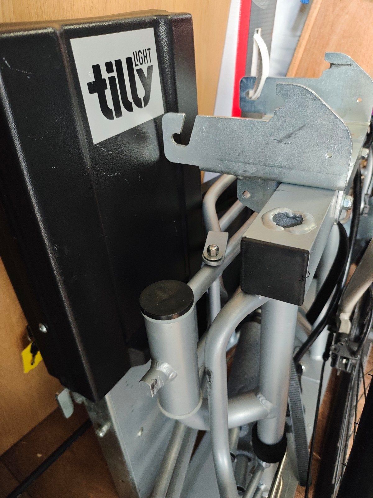 Tilly Light elektrische lift-fietsendrager voor 2 e-bikes, Auto diversen, Ophalen