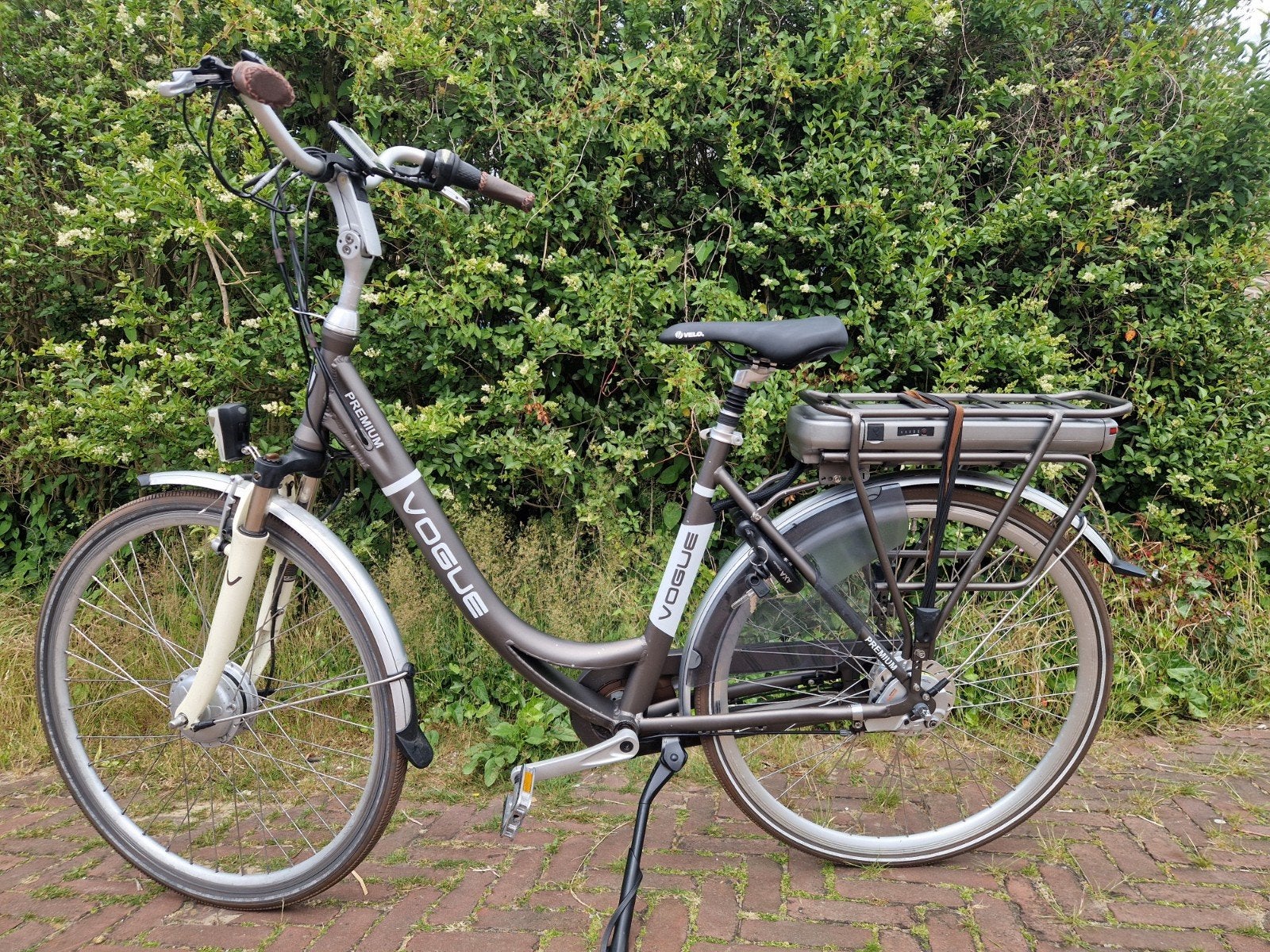 ELEKTRISCHE FIETS VOGUE PREMIUM (STERKE ACCU  481WH), Ophalen, Zo goed als nieuw, Overige merken
