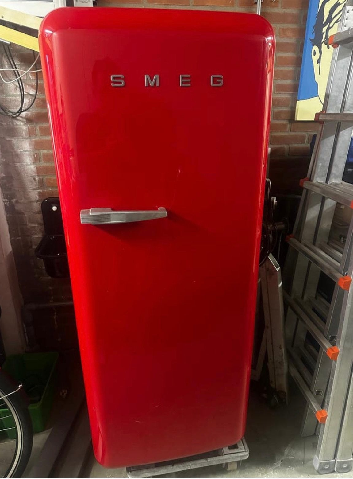 Smeg FAB28R Rood Nettjes- Defect, Voor Onderdelen/Reparatie, Ophalen, 200 liter of meer, 160 cm of meer, Zo goed als nieuw