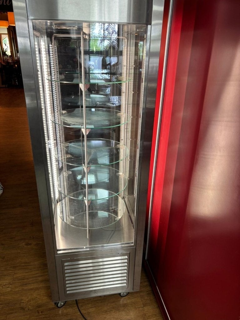 Gebaksvitrine, Ophalen, 200 liter of meer, 60 cm of meer, 160 cm of meer