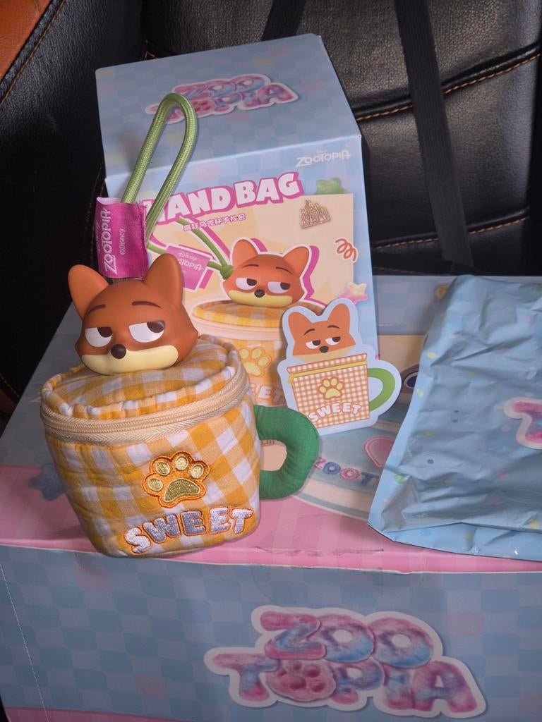 Disney Zootropolis Zootopia Nick Wilde tas hanger handbag, Verzamelen, Disney, Ophalen of Verzenden, Overige figuren, Zo goed als nieuw